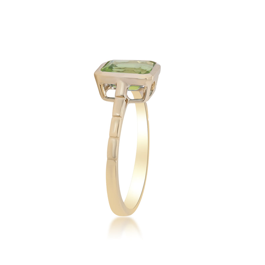 Ainoi 14K Yellow Gold Free Emerald-Cut Manchurian Peridot Ring