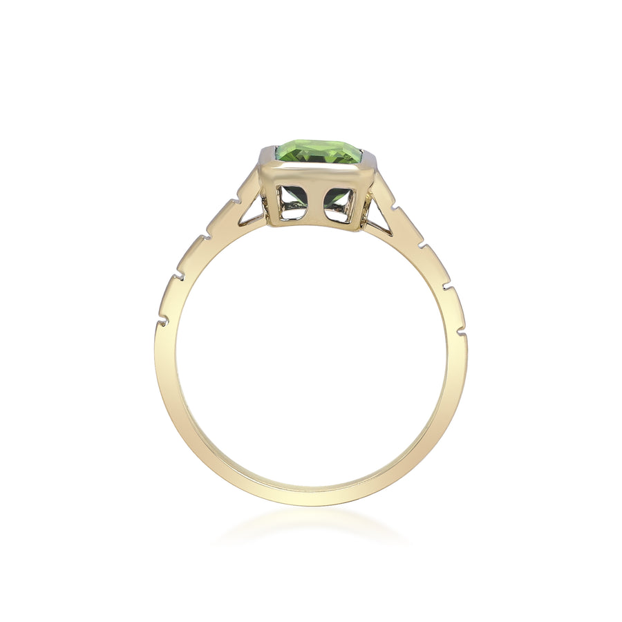 Ainoi 14K Yellow Gold Free Emerald-Cut Manchurian Peridot Ring