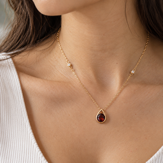 Valerie 14K Yellow Gold Round-Cut Garnet Pendant