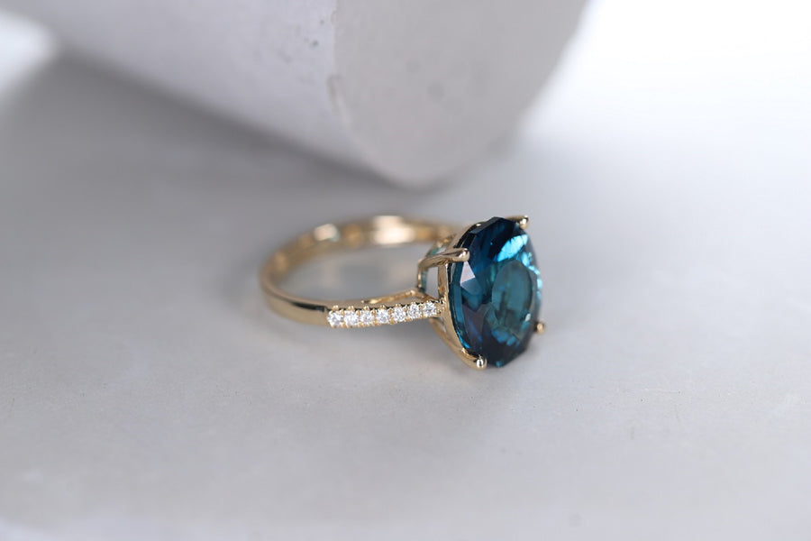 Elsie 14K Yellow Gold Round-Cut Brazilian London Blue Topaz Ring